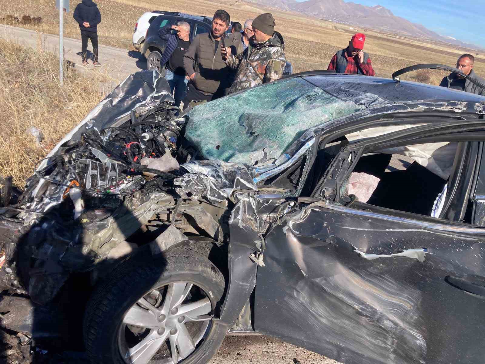 Aşkale’de trafik kazası: 2 yaralı