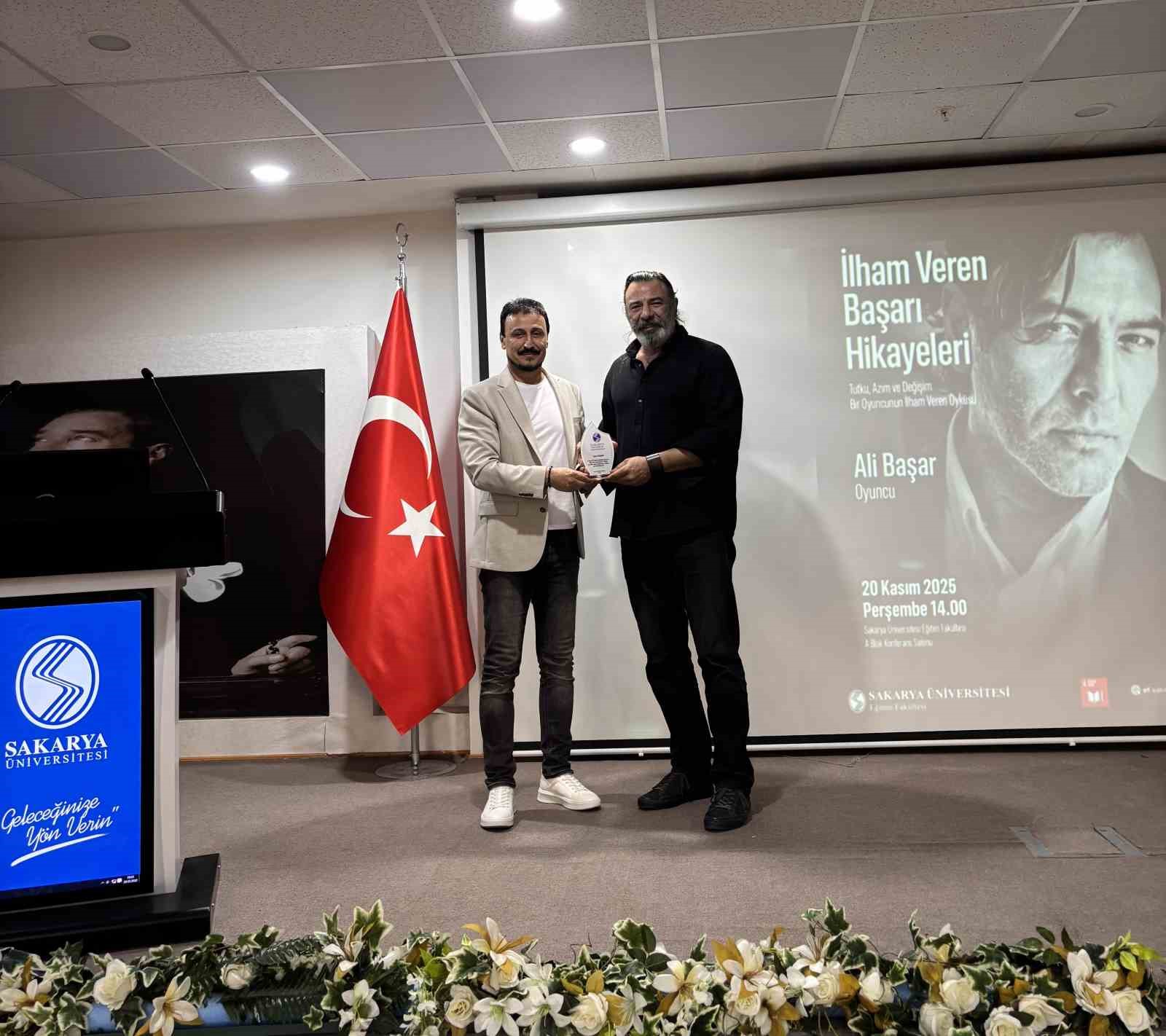 SAÜ’de öğretmen adaylarına ilham veren söyleşi