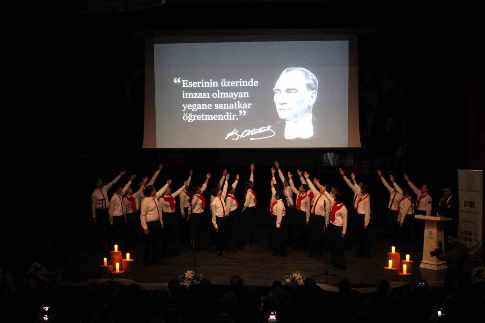 Aydın’da göreve yeni başlayan 8 öğretmen yemin etti