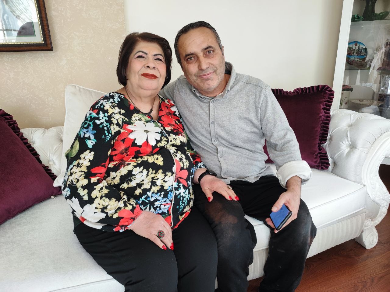 79 yaşındaki Melehat öğretmene duygulandıran ziyaret