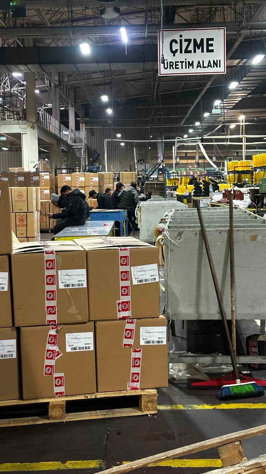 Gezer Fabrikası’nda işçiler iş bıraktı
