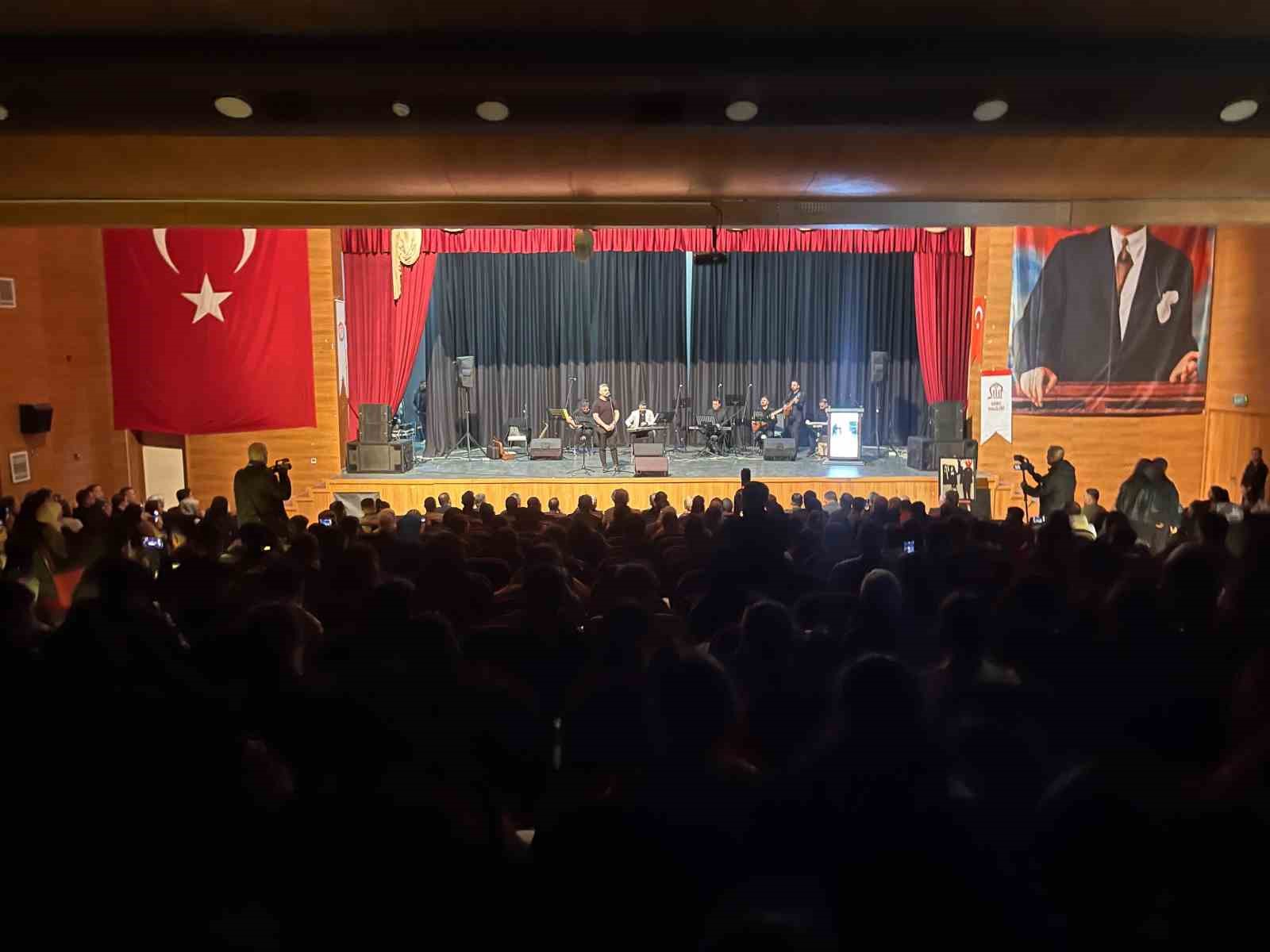 Yeni atanan öğretmenlere, Öğretmenler Günü’nde yemin töreni düzenlendi