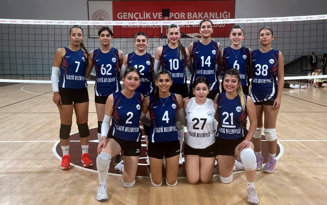 Elazığ Belediyespor Kadın Voleybol Takımı, galibiyete uzandı