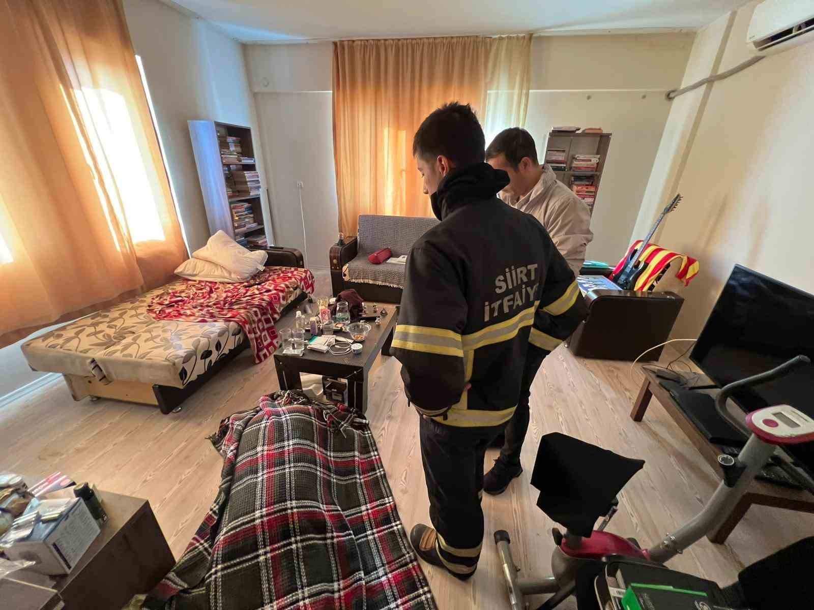 Siirt Üniversitesi’nde öğretim görevlisi evinde ölü bulundu