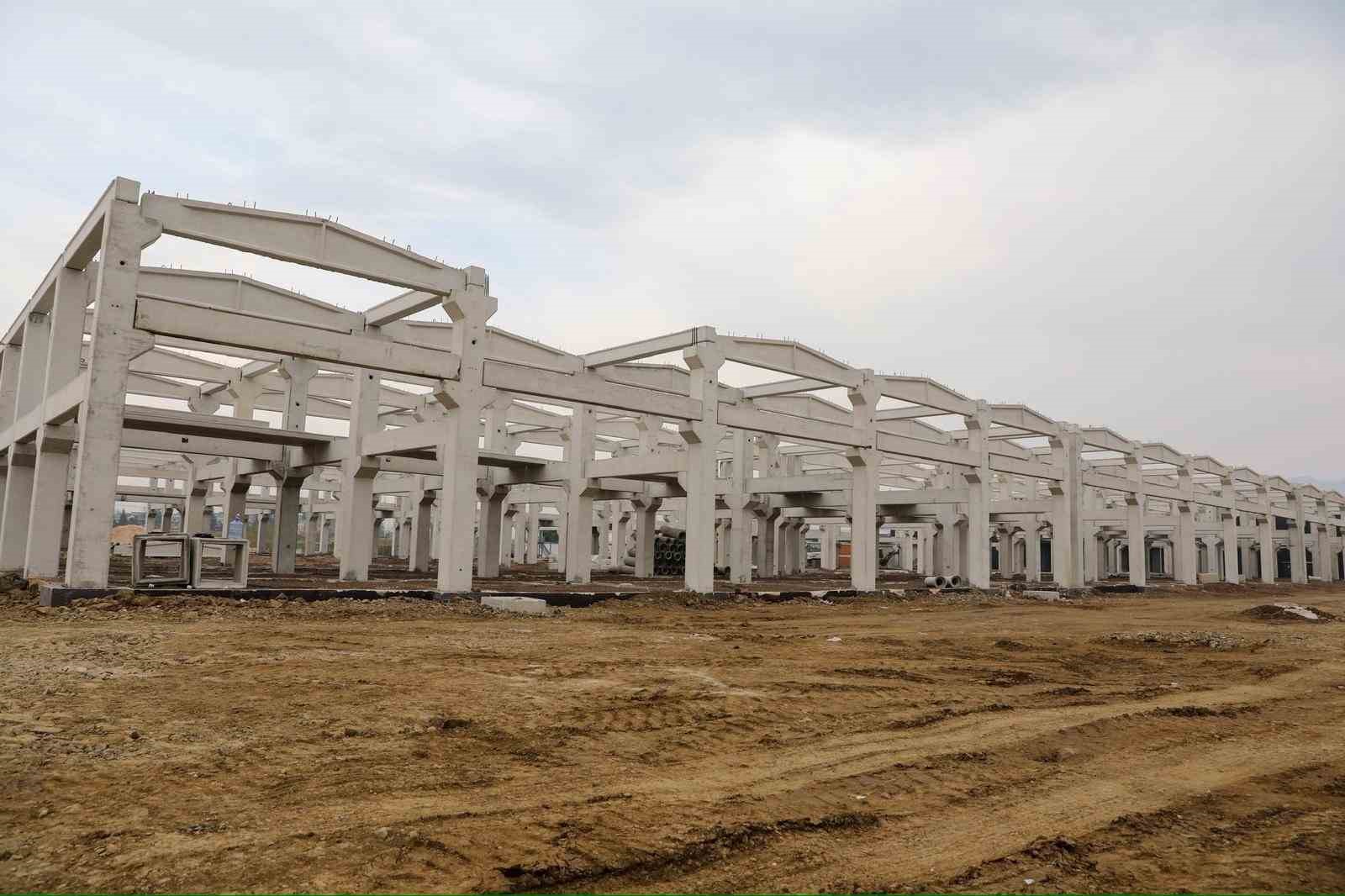 Başkan Özlü "Projeler sorunsuz ilerliyor"
