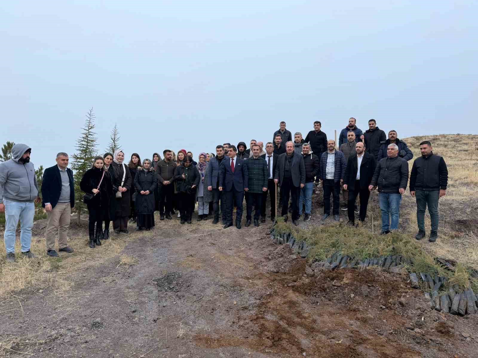 Sivrice’de Öğretmenler Günü’nde anlamlı etkinlik