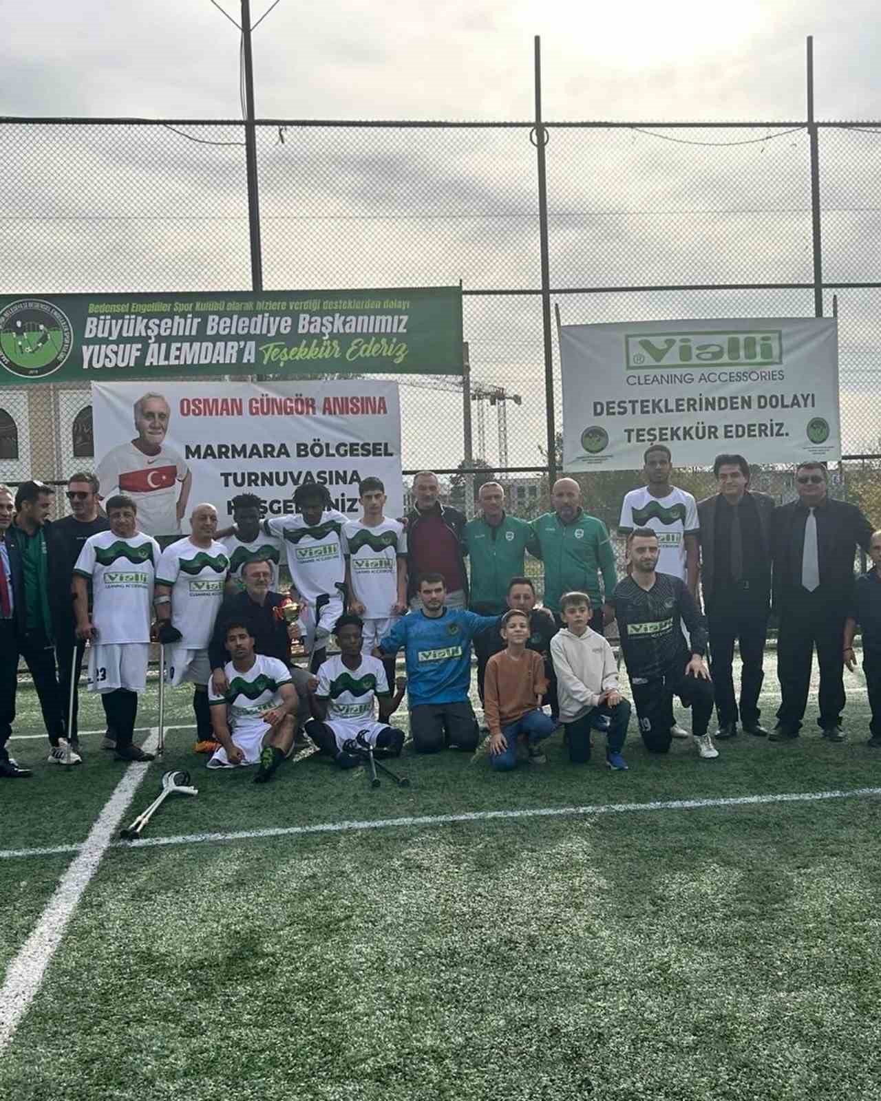 Sakarya B&uuml;y&uuml;kşehirli sporculardan madalya yağmuru
