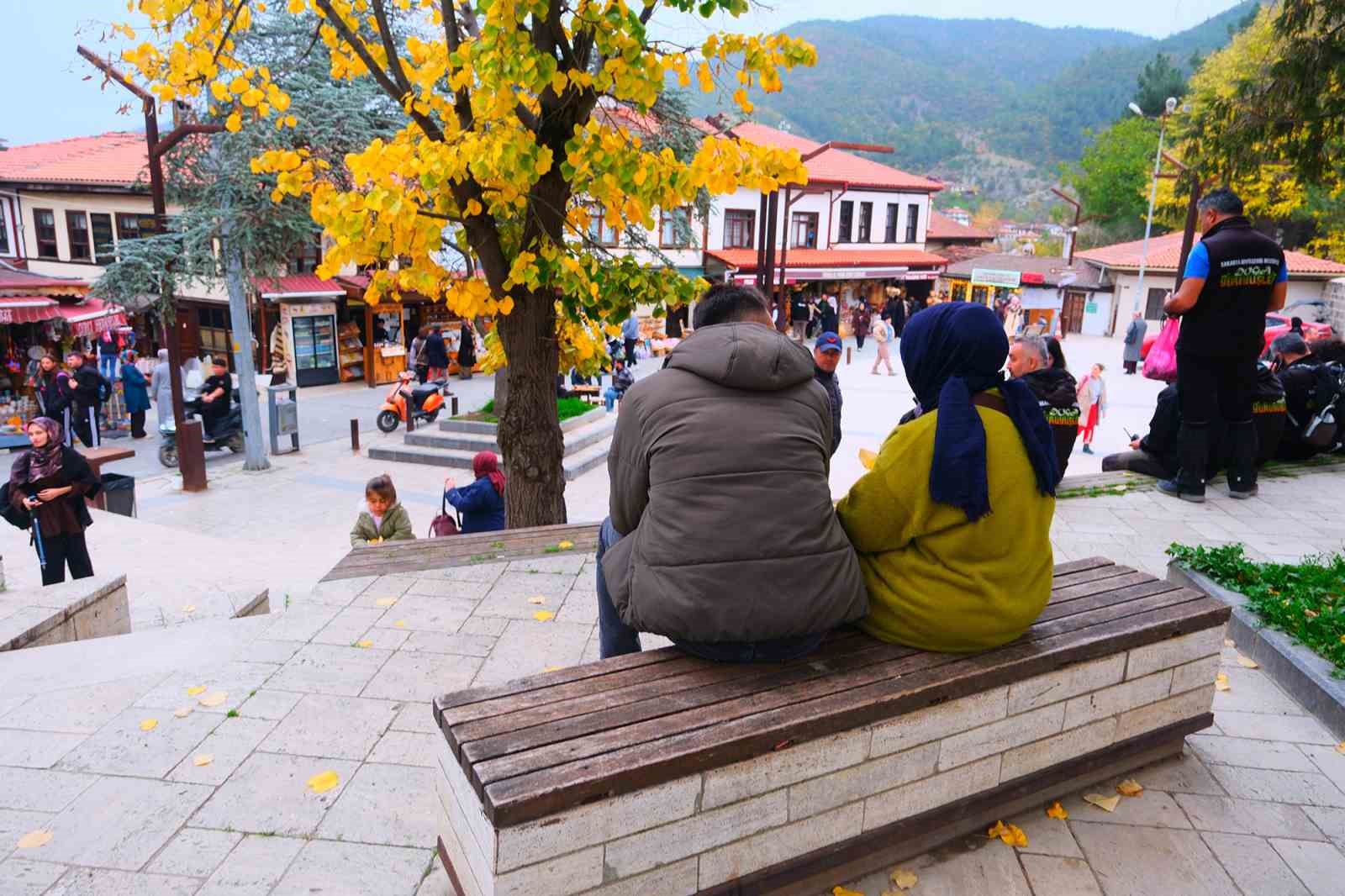 Tabiat i&ccedil;inde b&uuml;y&uuml;leyici yolculuk Karag&ouml;l ve Acelle&rsquo;de s&uuml;rd&uuml;
