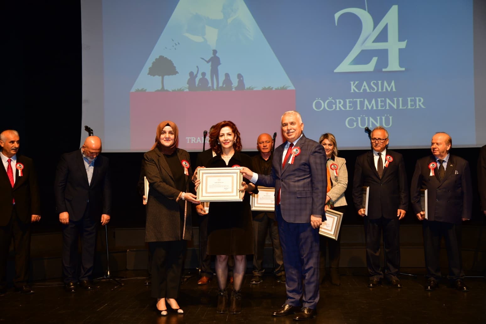 Trabzon’da 24 Kasım Öğretmenler Günü kutlamaları
