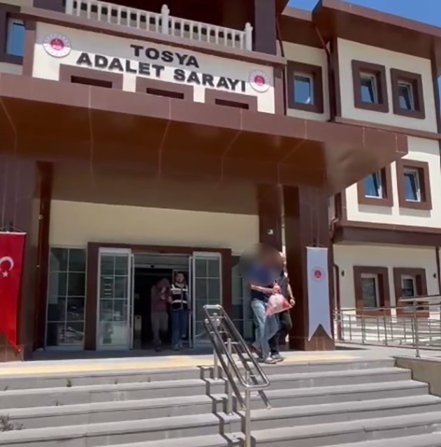 Tosya’da 2 sanığa uyuşturucu ticaretinden 15’şer yıl hapis ve para cezası
