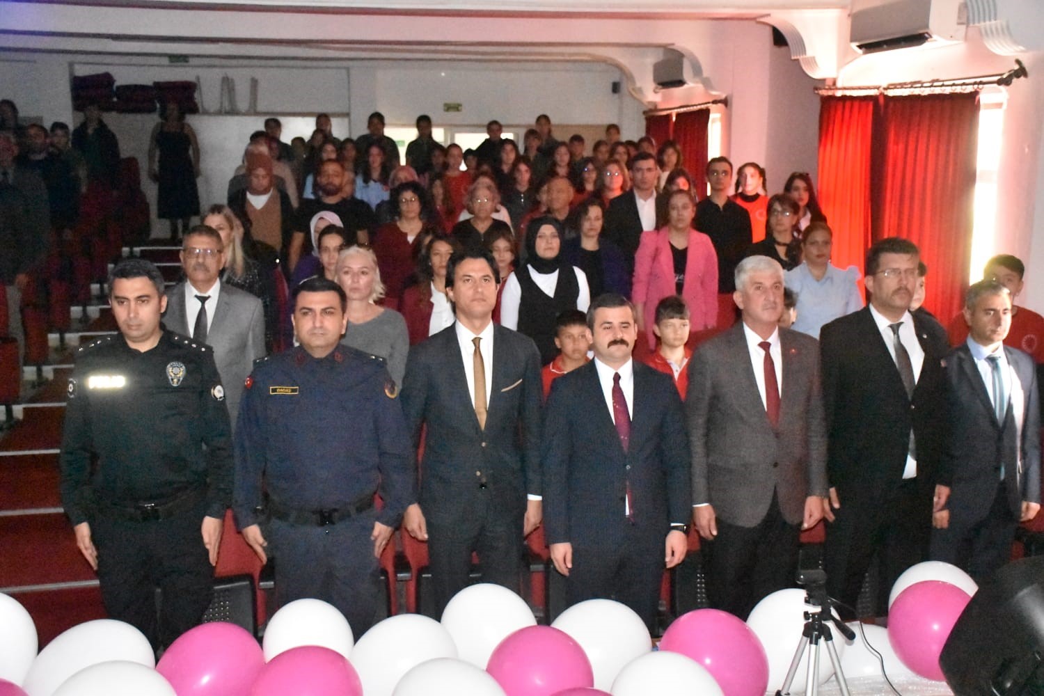 Köyceğiz’de Öğretmenler Günü coşkuyla kutlandı