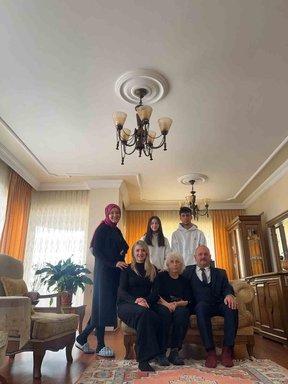 Uzun Mehmet MTAL’den emekli öğretmene vefa ziyareti