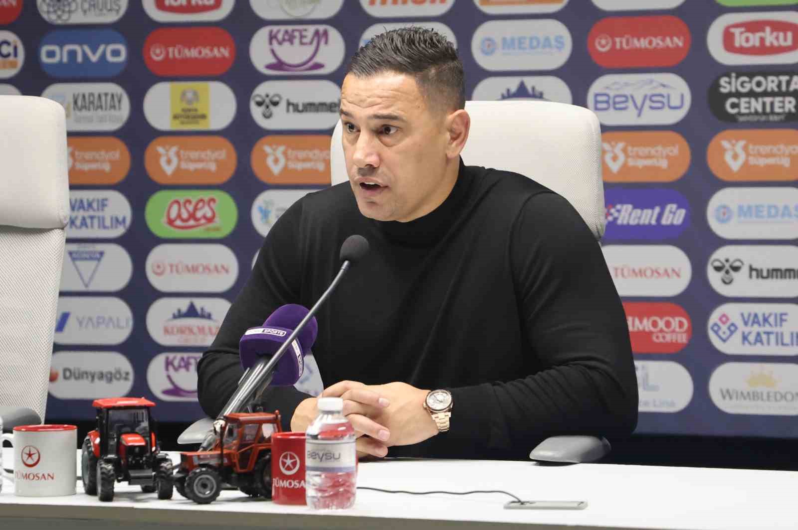 Çağdaş Atan: "Bu takımın maç kazanmaya ihtiyacı var"