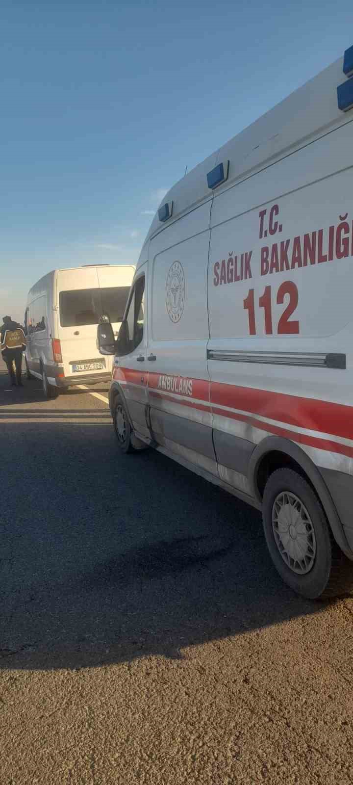 Tutak’ta trafik kazası; biri ağır üç yaralı
