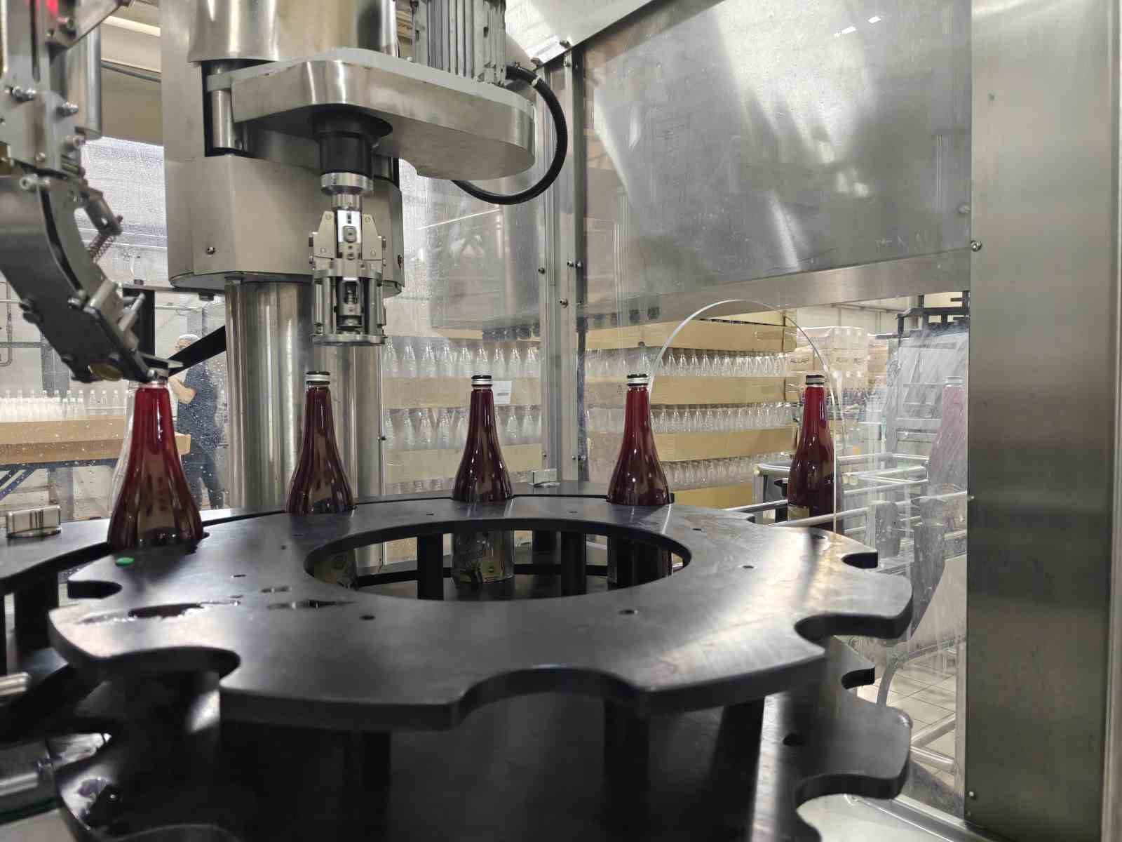 B&uuml;y&uuml;k Usta & Serfressh&rsquo;in cam şişe şalgamlarına yoğun talep
