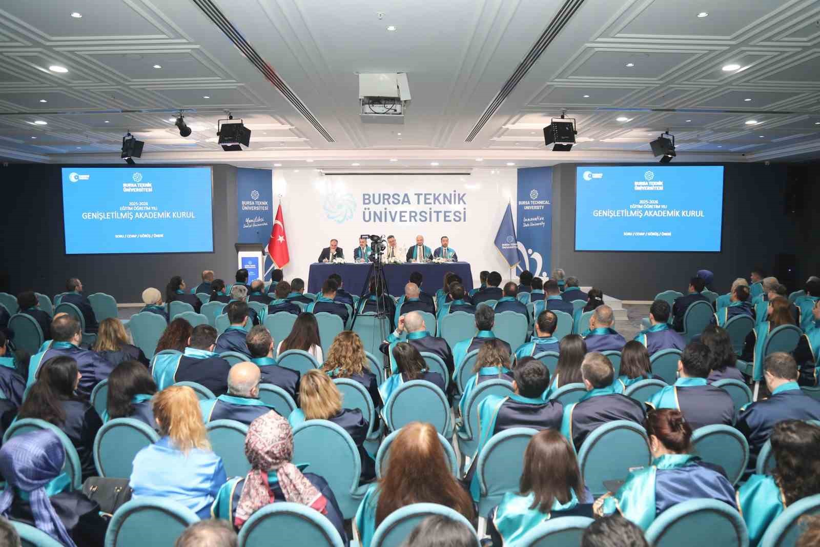 BTÜ’de Genişletilmiş Akademik Genel Kurul Toplantısı gerçekleşti