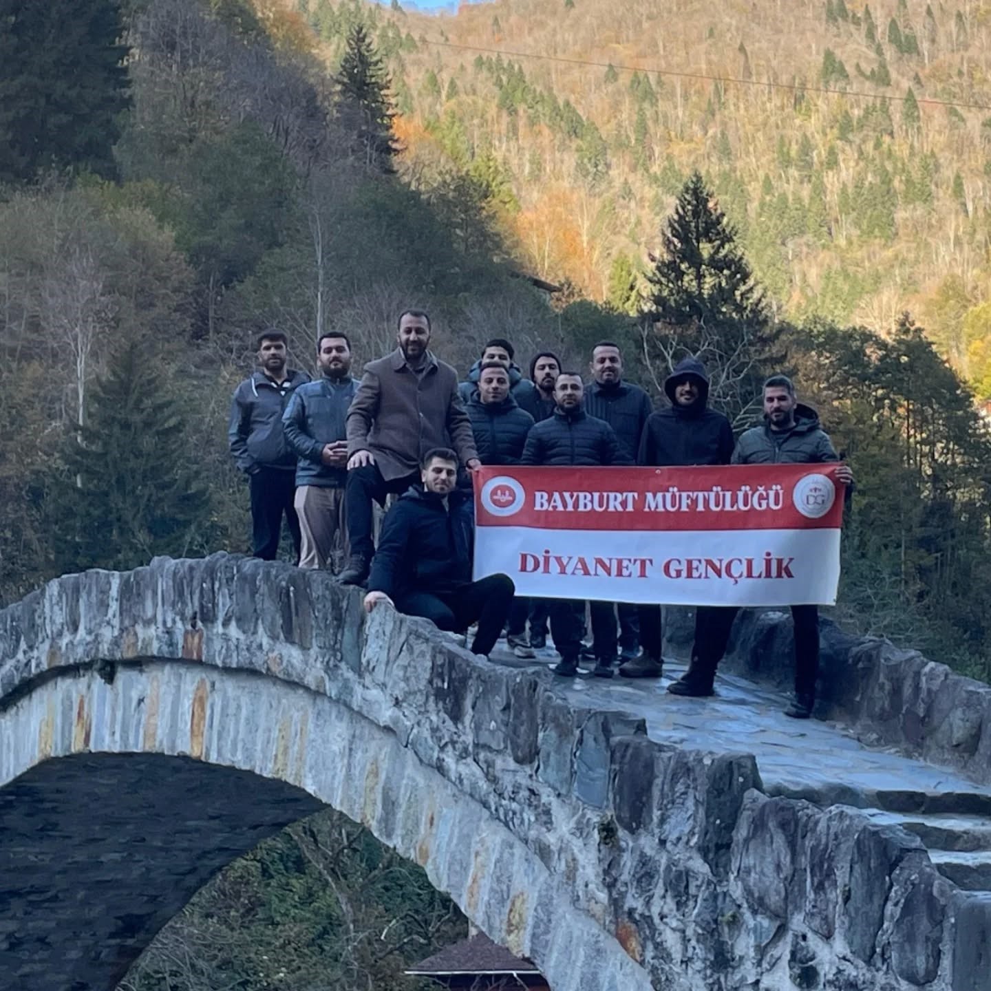 Bayburt&rsquo;ta &uuml;niversite &ouml;ğrencilerine y&ouml;nelik tarih ve k&uuml;lt&uuml;r gezisi d&uuml;zenlendi
