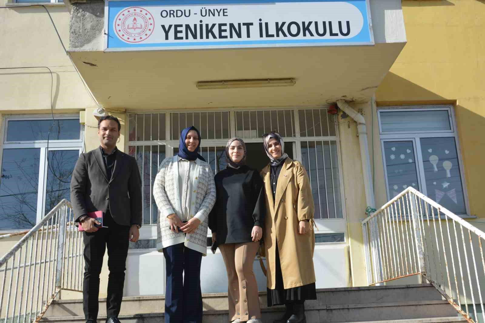 Ordu’da ilkokul öğrencilerinin hediyeleşme mutluluğu
