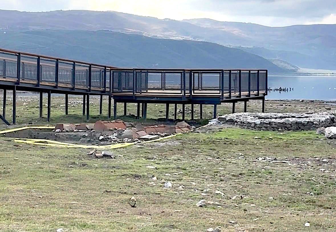 İznik’te Papa ziyareti için mobil baz istasyonları kuruldu, Osmanlı motifli çinilerle hazırlık yapılıyor