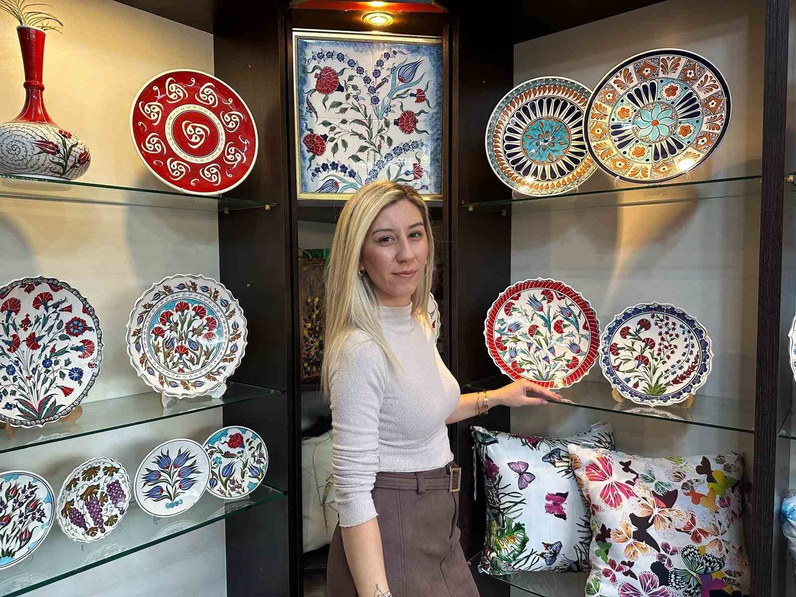 İznik’te Papa ziyareti için mobil baz istasyonları kuruldu, Osmanlı motifli çinilerle hazırlık yapılıyor