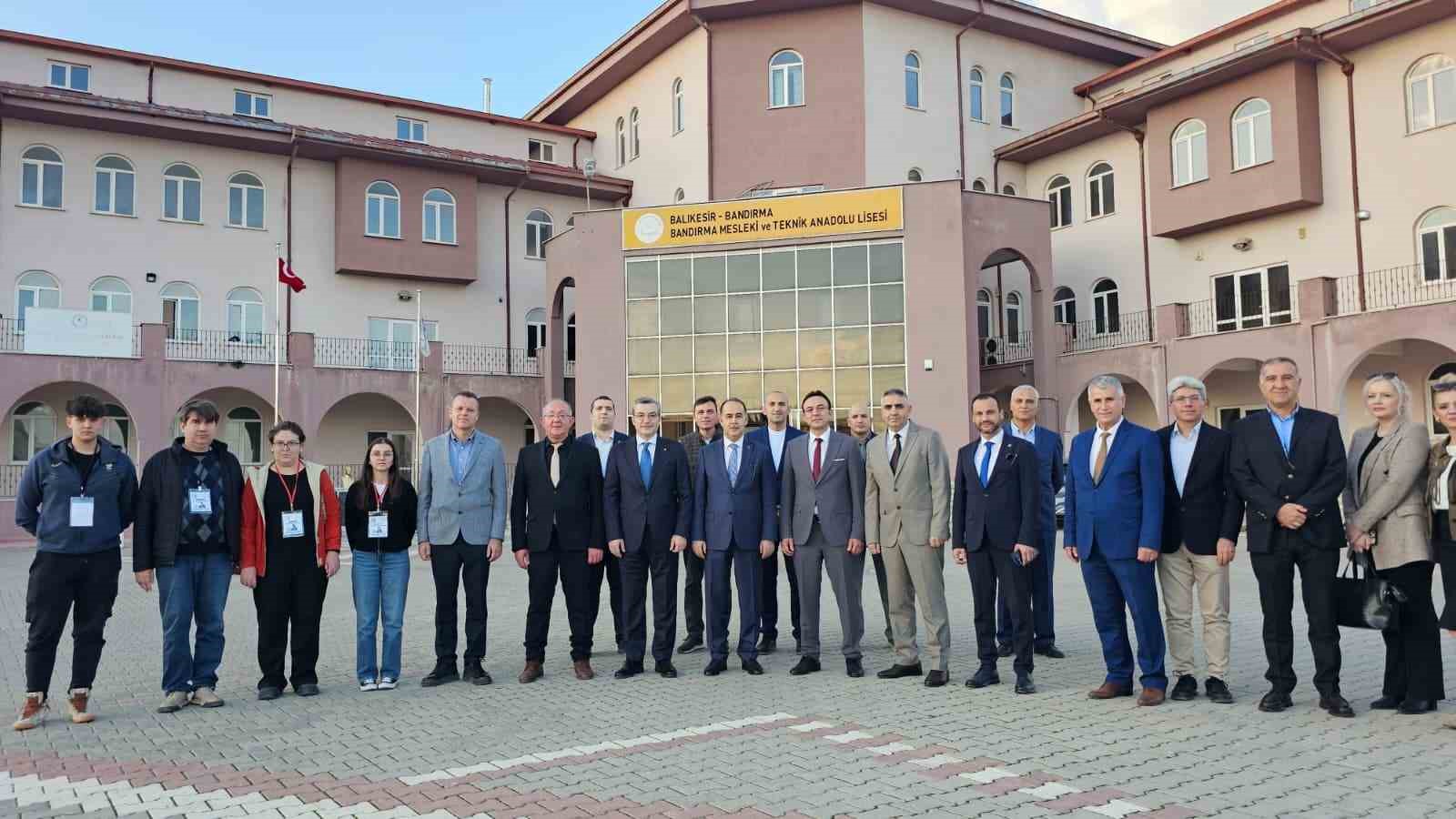 Bandırma’da istihdam garantili torna ve CNC kursu başladı