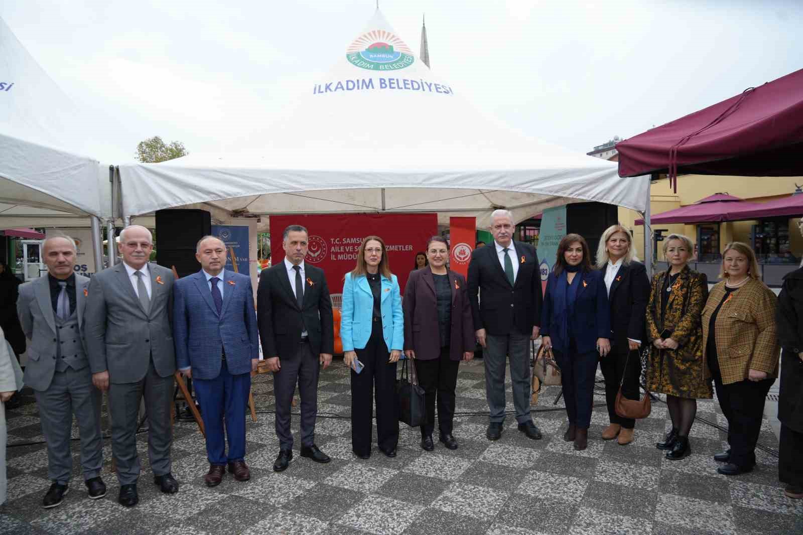 Samsun’da kadına şiddete karşı farkındalık etkinliği