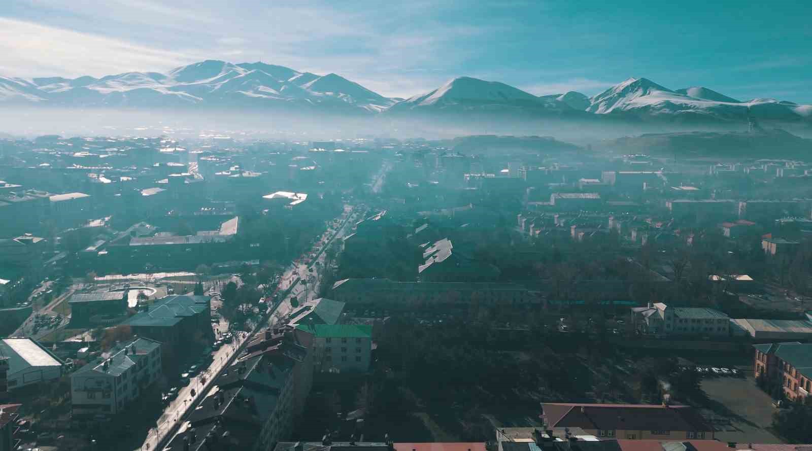 Milli Eğitim M&uuml;d&uuml;rl&uuml;ğ&uuml;&rsquo;nden &Ouml;ğretmenler G&uuml;n&uuml;&rsquo;ne &ouml;zel duygusal kısa film
