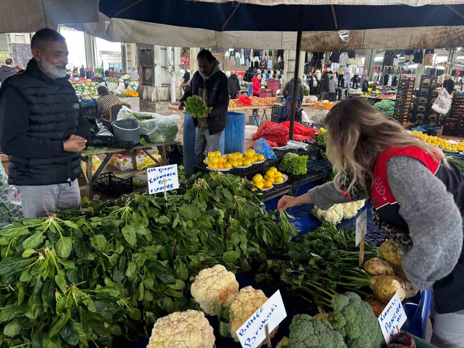 Lüleburgaz’da semt pazarı denetimi