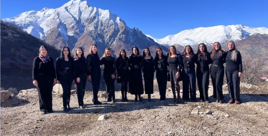 Tunceli’de sanatın gücüyle kadına yönelik şiddete karşı etkileyici mesaj
