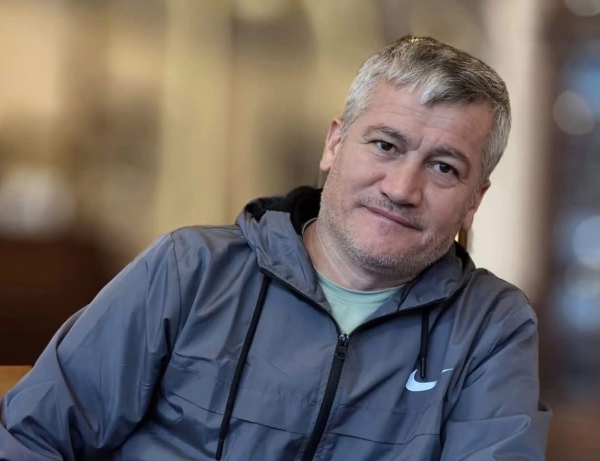 Şeref belgesi, trafik kazasında hayatını kaybeden &ouml;ğretmenin oğluna verildi
