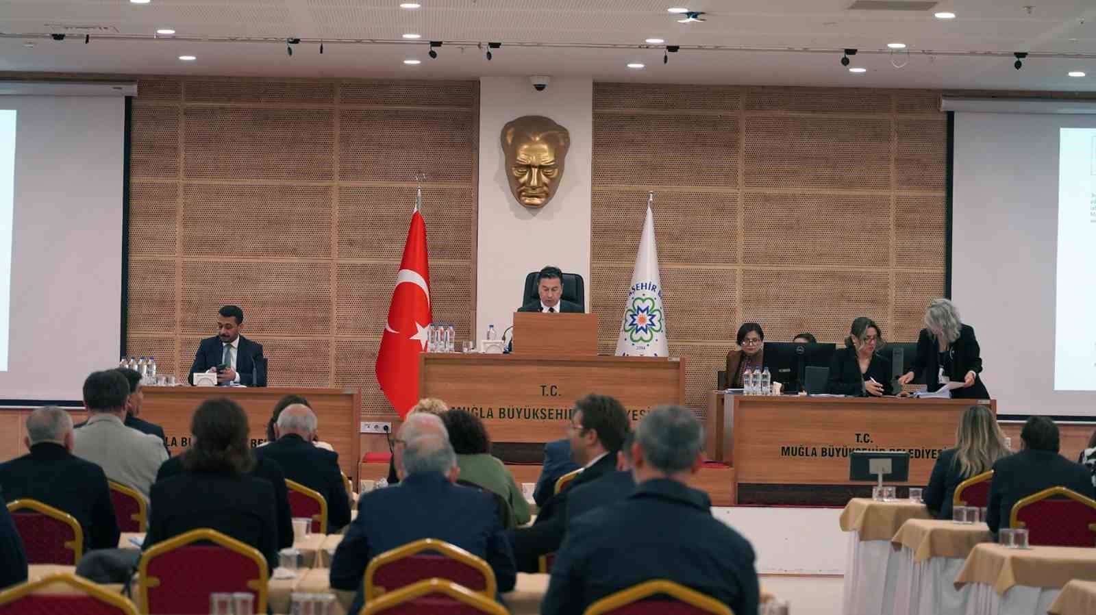 Milas G&uuml;ll&uuml;k Mahallesi su sorununa &ccedil;&ouml;z&uuml;m
