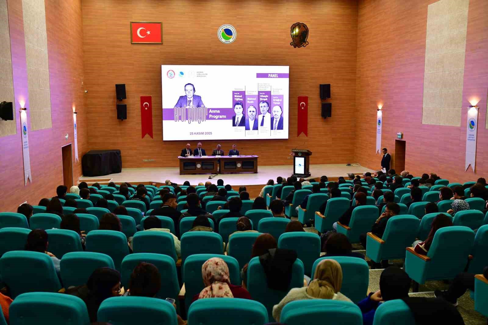 Kırşehirli Eğitimci-Yazar Prof. Dr. Erol Güngör anıldı