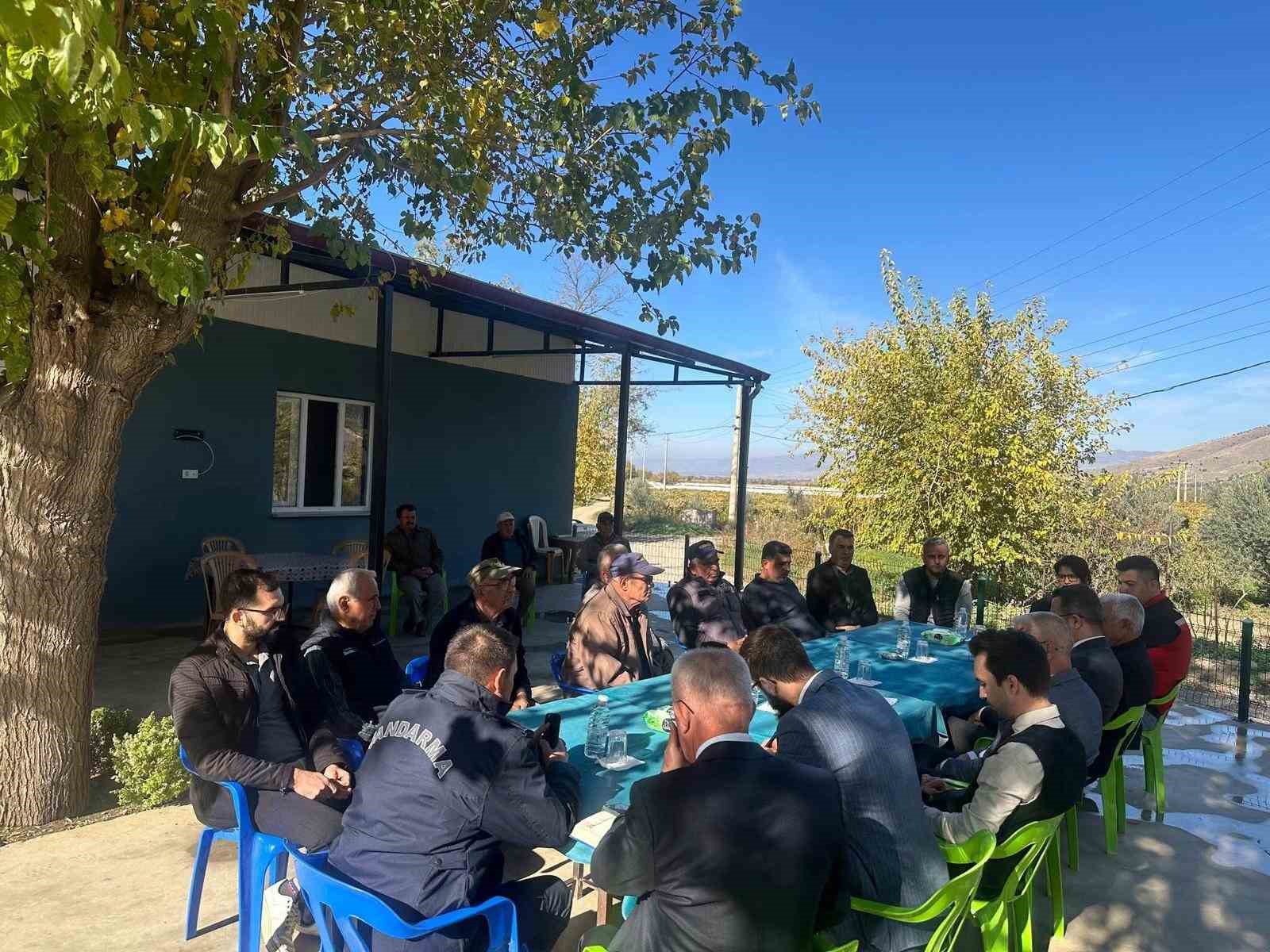 Sarıgöl Kaymakamı Dalak, mahalle ziyaretlerini sürdürüyor