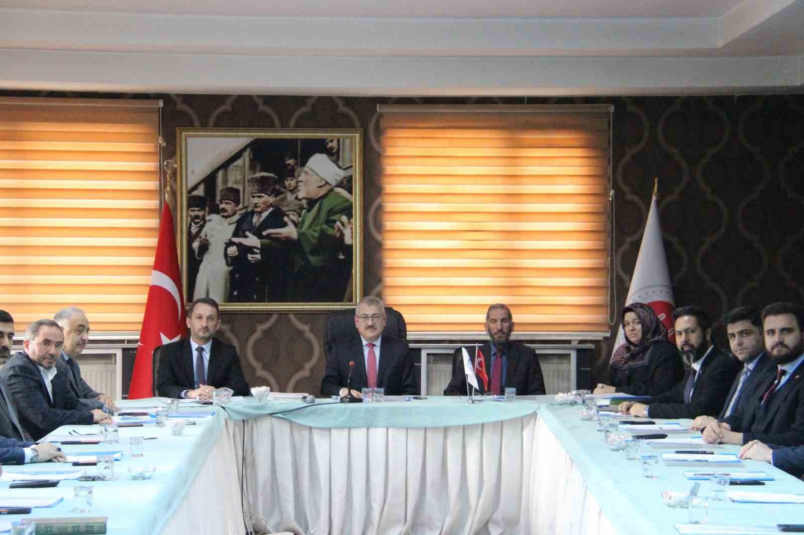 Erzurum&rsquo;da il&ccedil;e m&uuml;ft&uuml;leri buluşması
