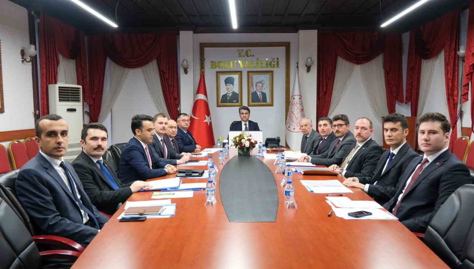 Bolu’da köylerde su sayacı uygulaması masaya yatırıldı