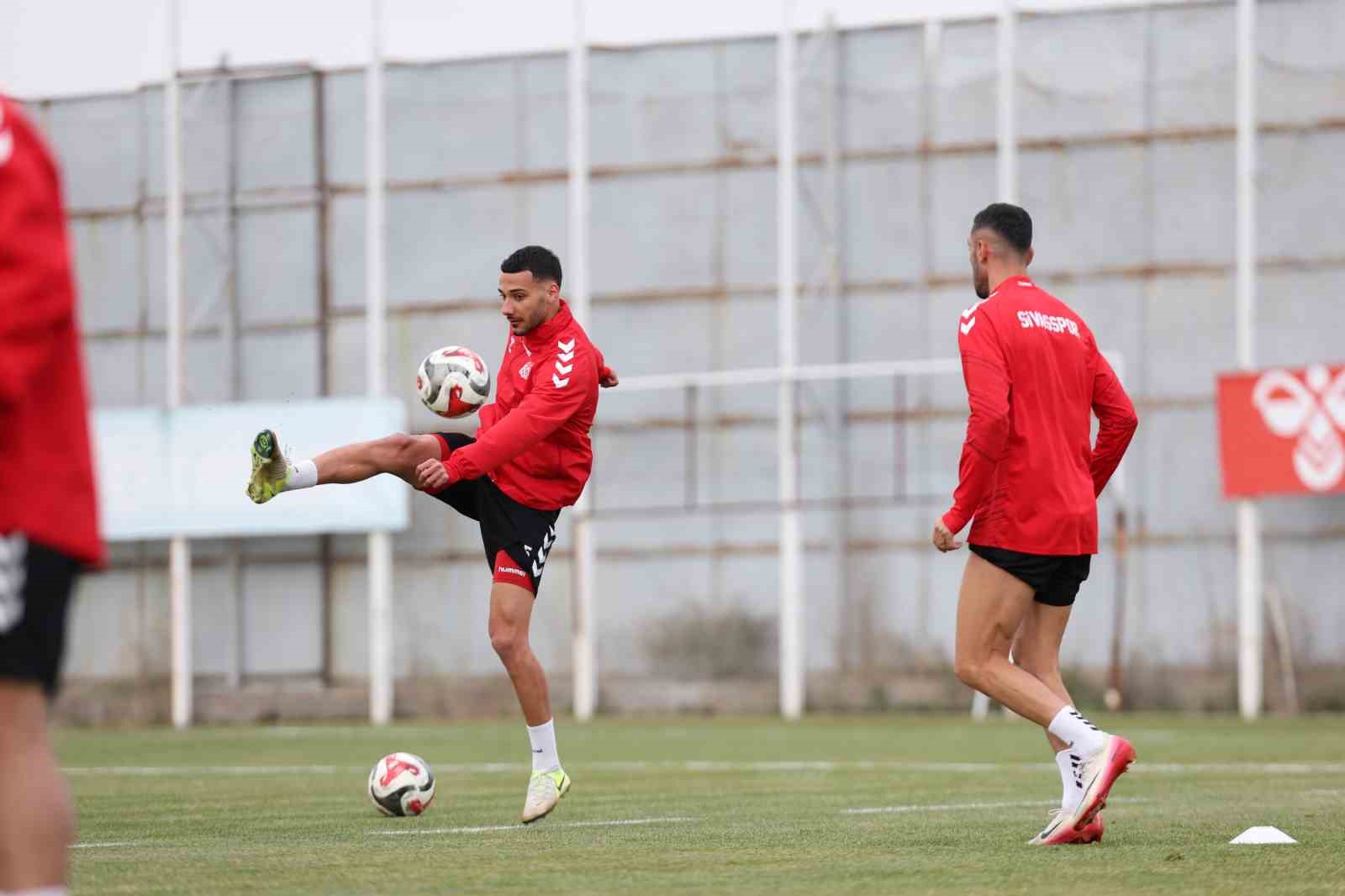 Sivasspor’da Boluspor maçı hazırlıkları başladı