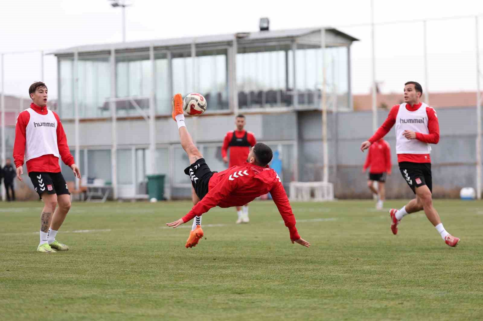 Sivasspor&rsquo;da Boluspor ma&ccedil;ı hazırlıkları başladı
