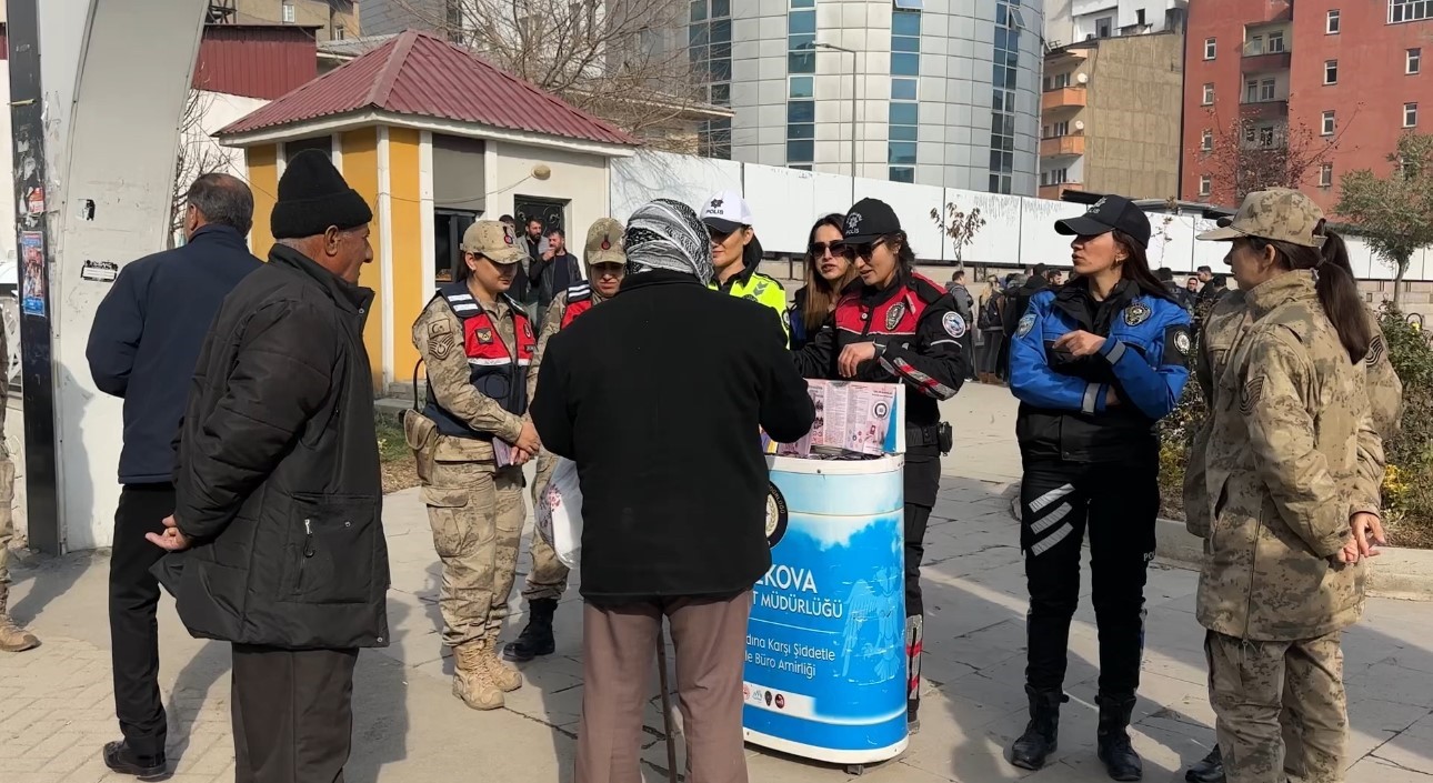 Yüksekova’da emniyet, jandarma şiddete ’dur’ dedi