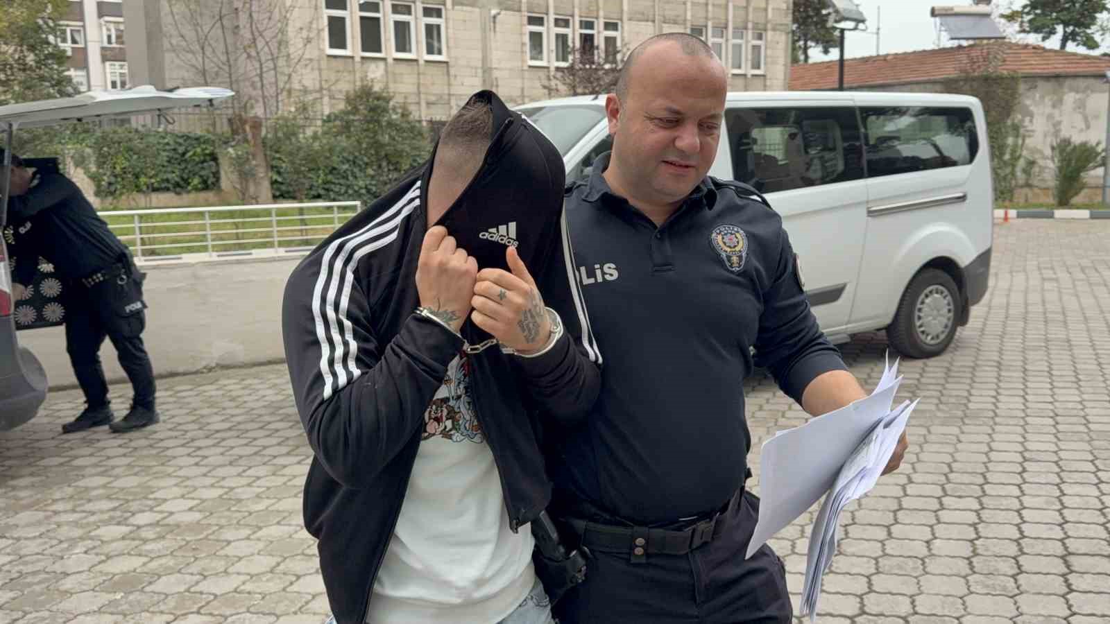 ’Çocuk tacizi’ suçundan tutuklandı