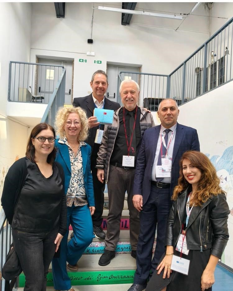 Öğrenci mektupları İtalya’ya ulaştı
