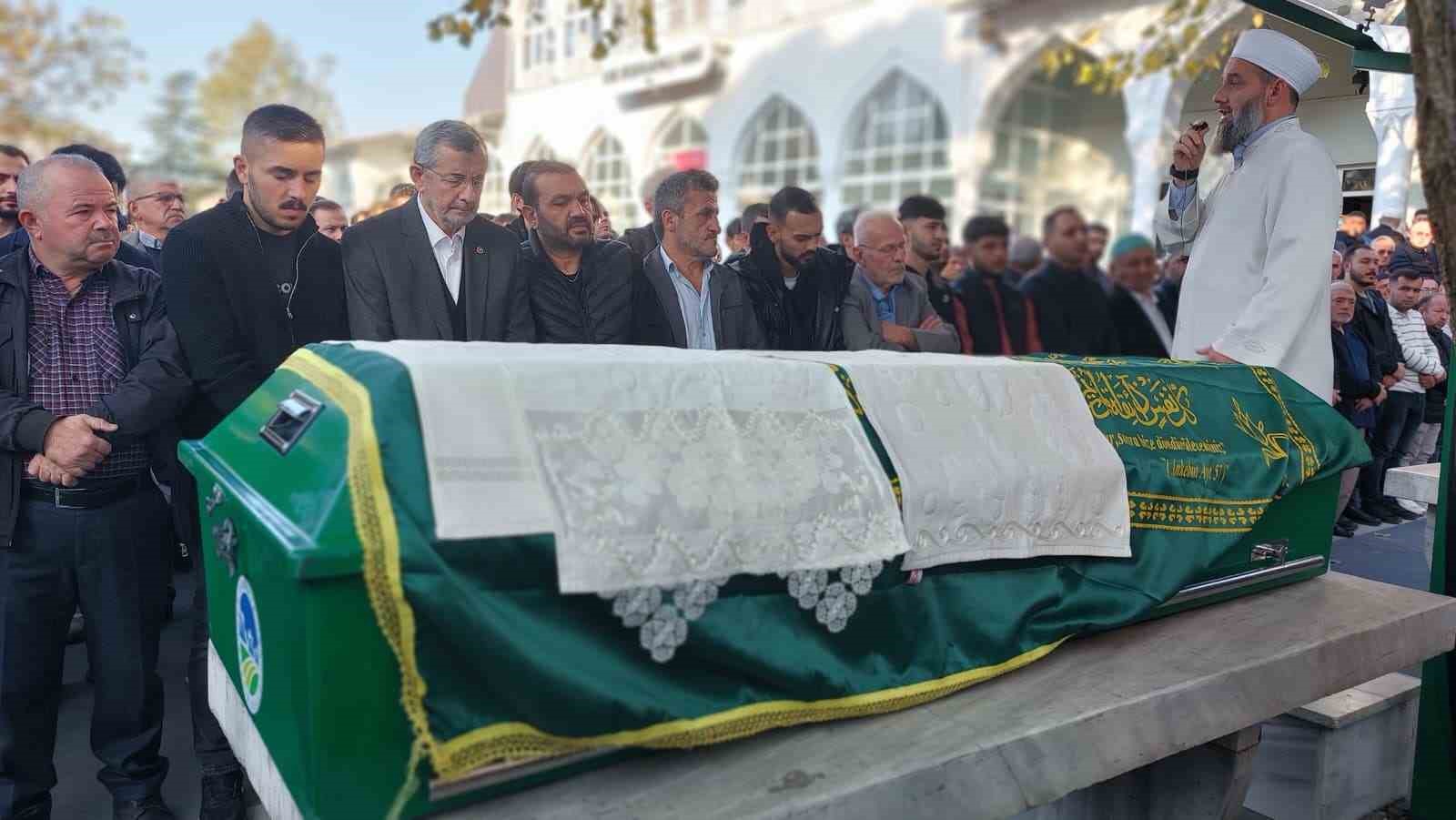 Kazada hayatını kaybeden 36 yaşındaki genç son yolculuğuna uğurlandı