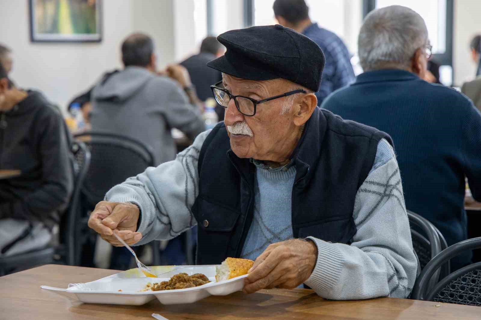 Manavgat Belediyesi 2. Halk Lokantası hizmete a&ccedil;ıldı
