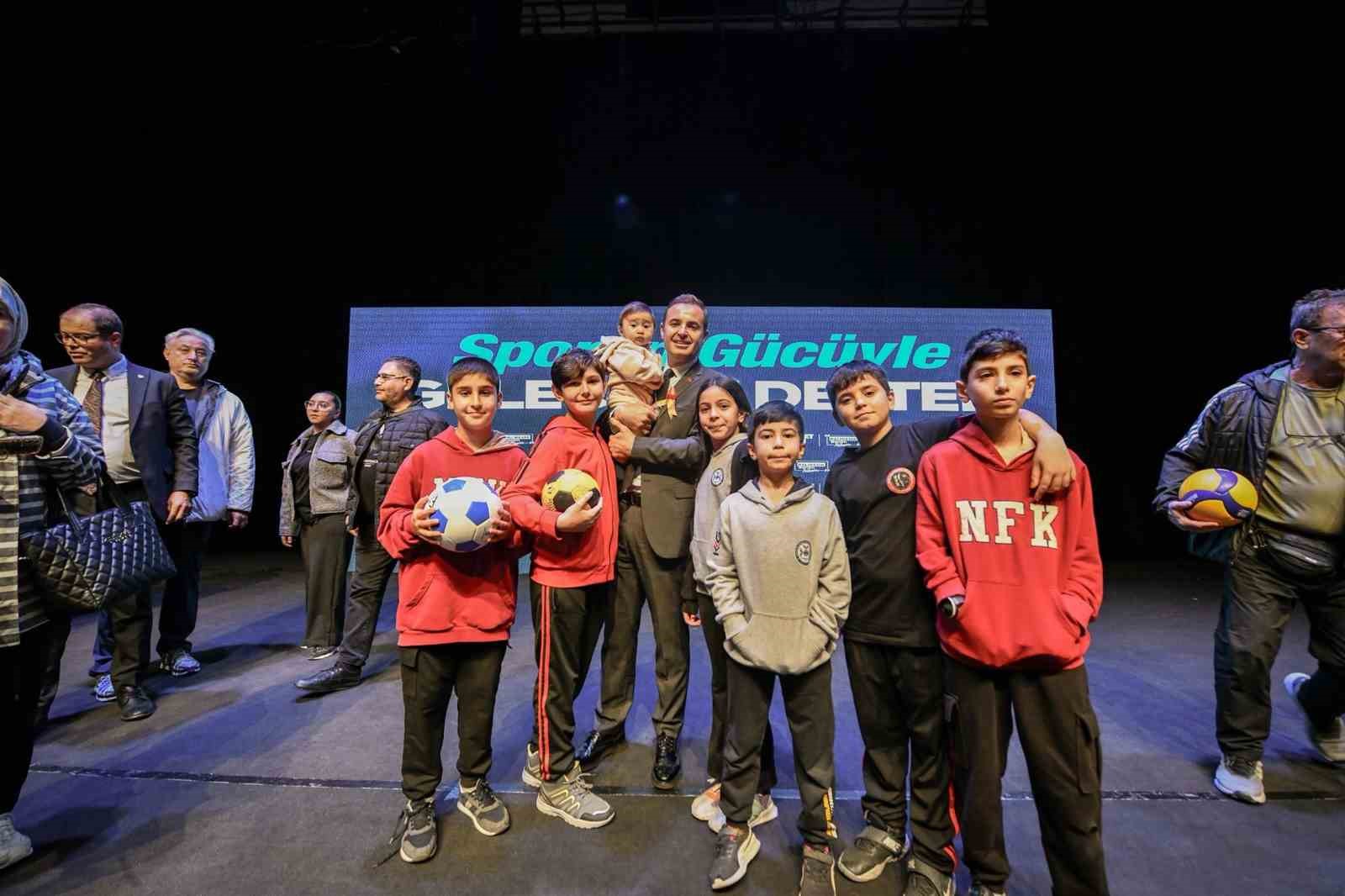 Başkan Akın: "Balıkesir’i sporun merkezi yapacağız"