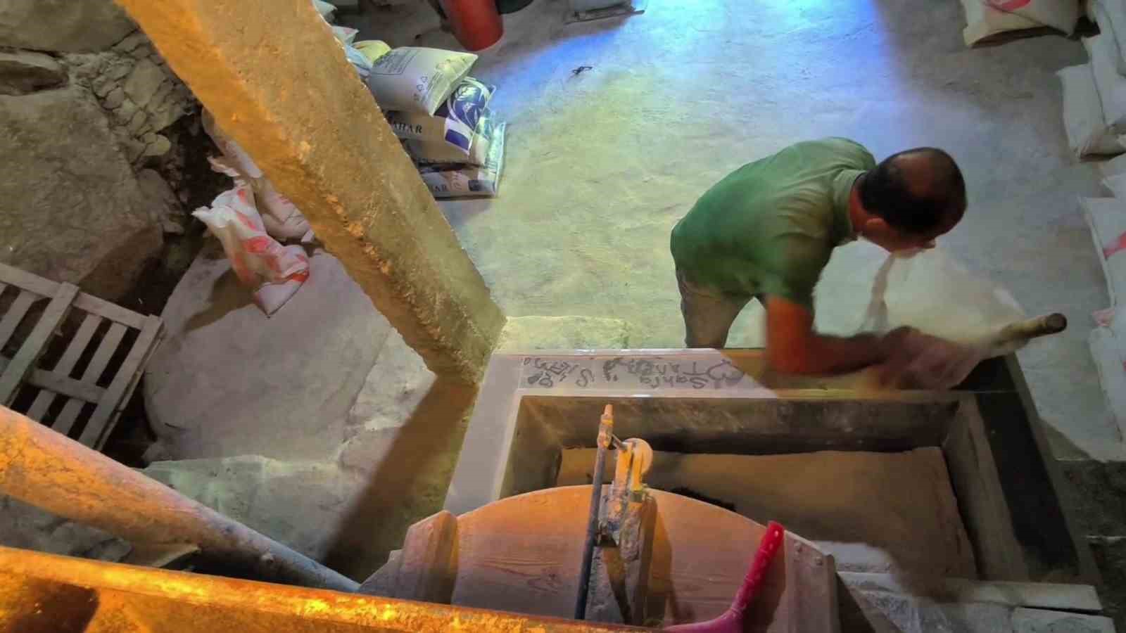 Dededen toruna asırlık miras: Su değirmeni &ccedil;arkları h&acirc;l&acirc; d&ouml;n&uuml;yor
