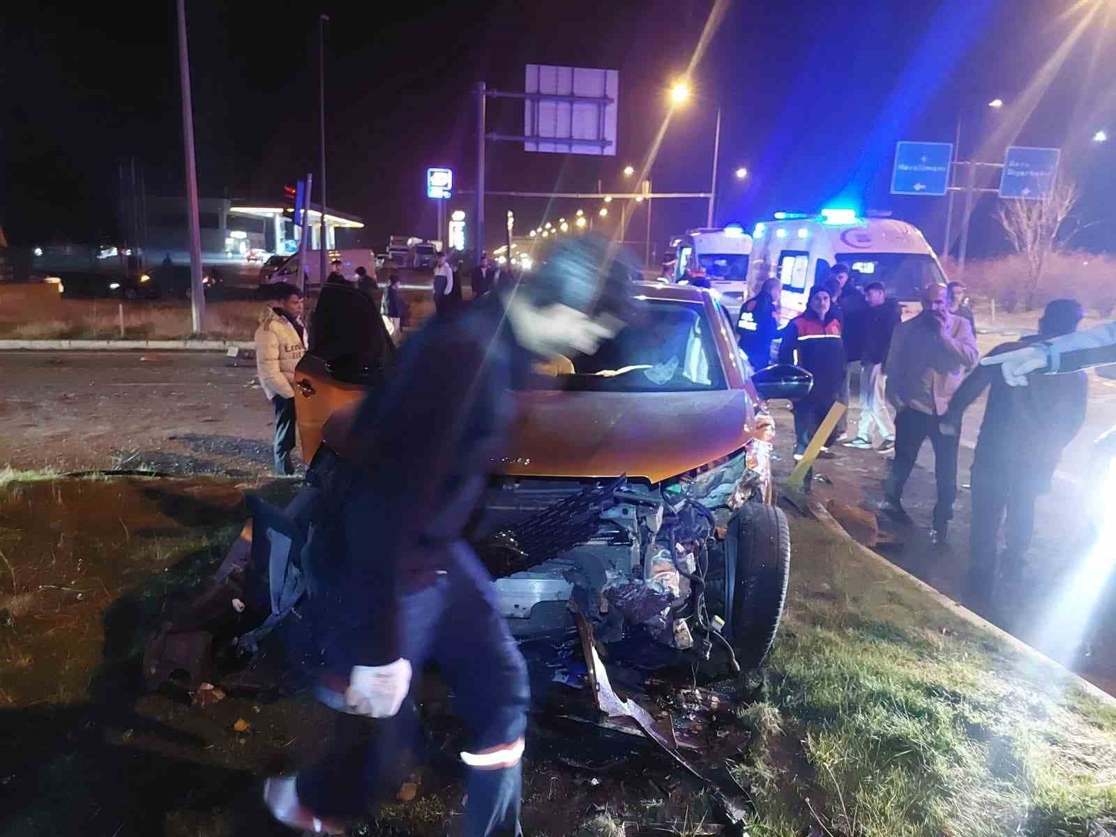 Bingöl’de trafik kazası: 4 yaralı
