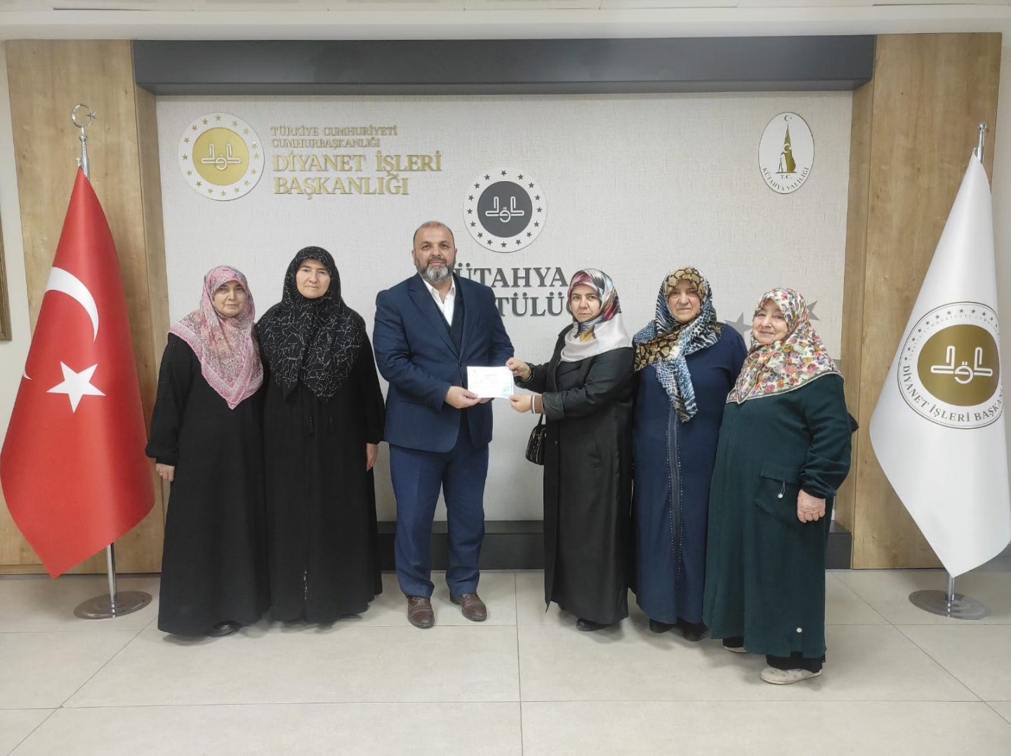 Kütahya’da Kur’an Kursu öğrencilerinden, "Hediyem Kur’an Olsun" kampanyasına destek