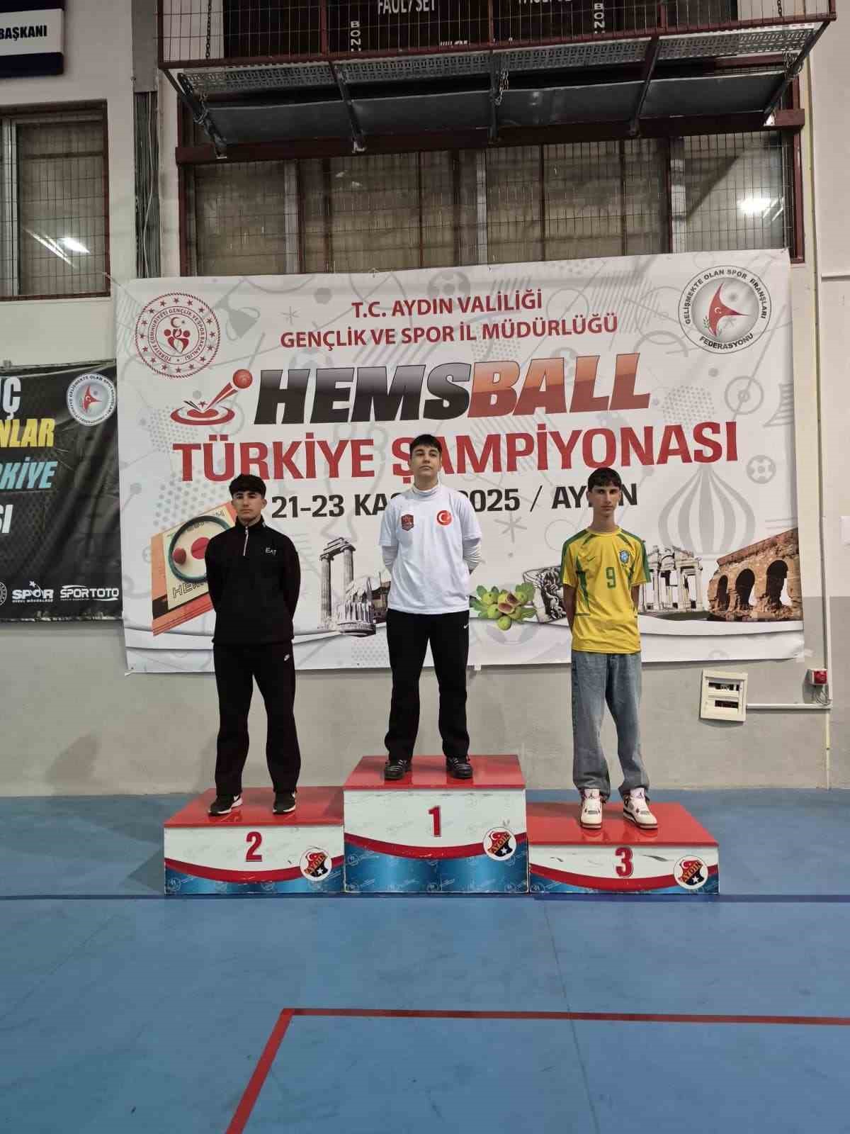 Aydınlı sporcular şampiyonaya damga vurdu