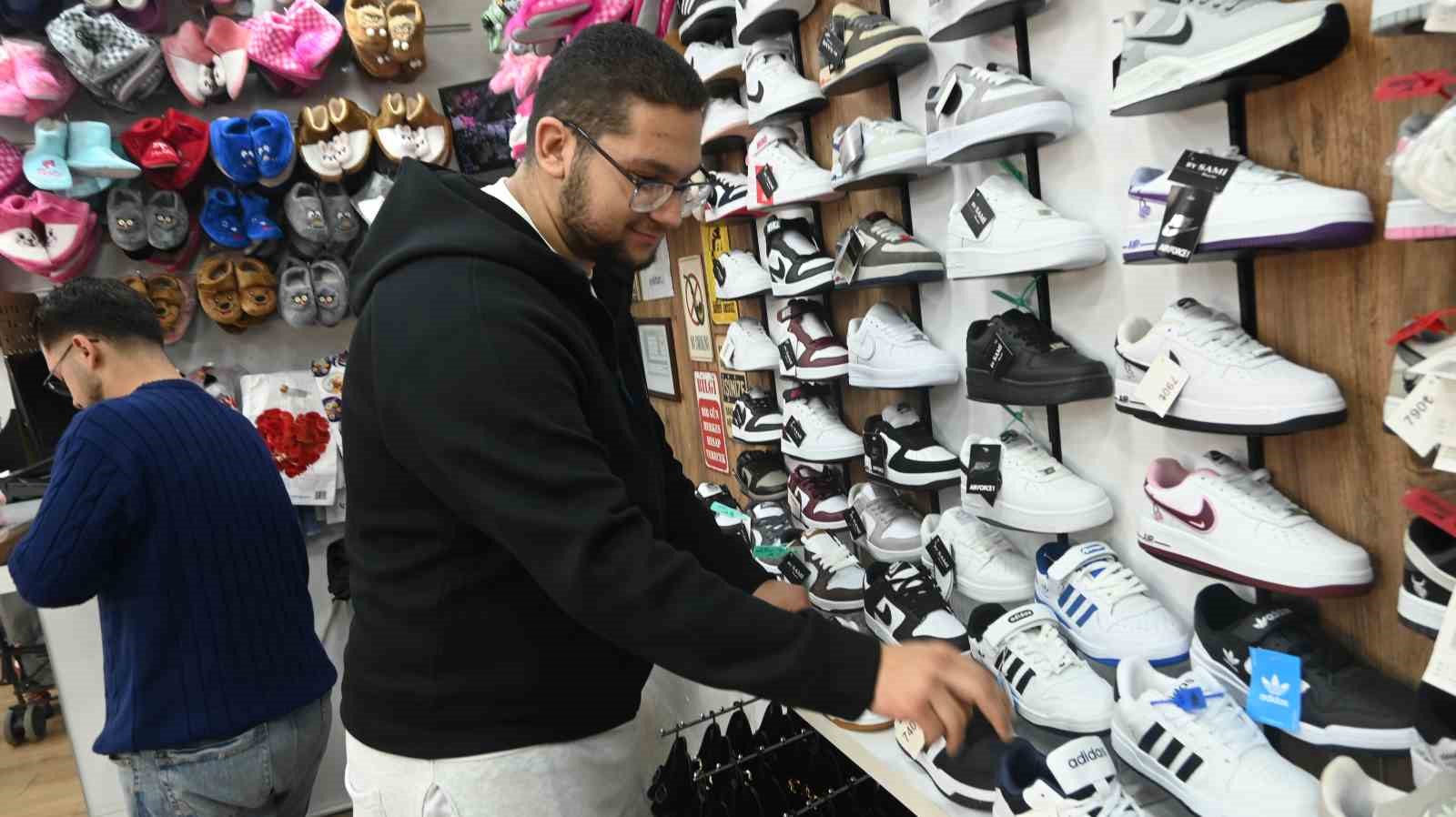 Kış mevsiminin etkisi göstermemesi bot satışlarını olumsuz etkiledi