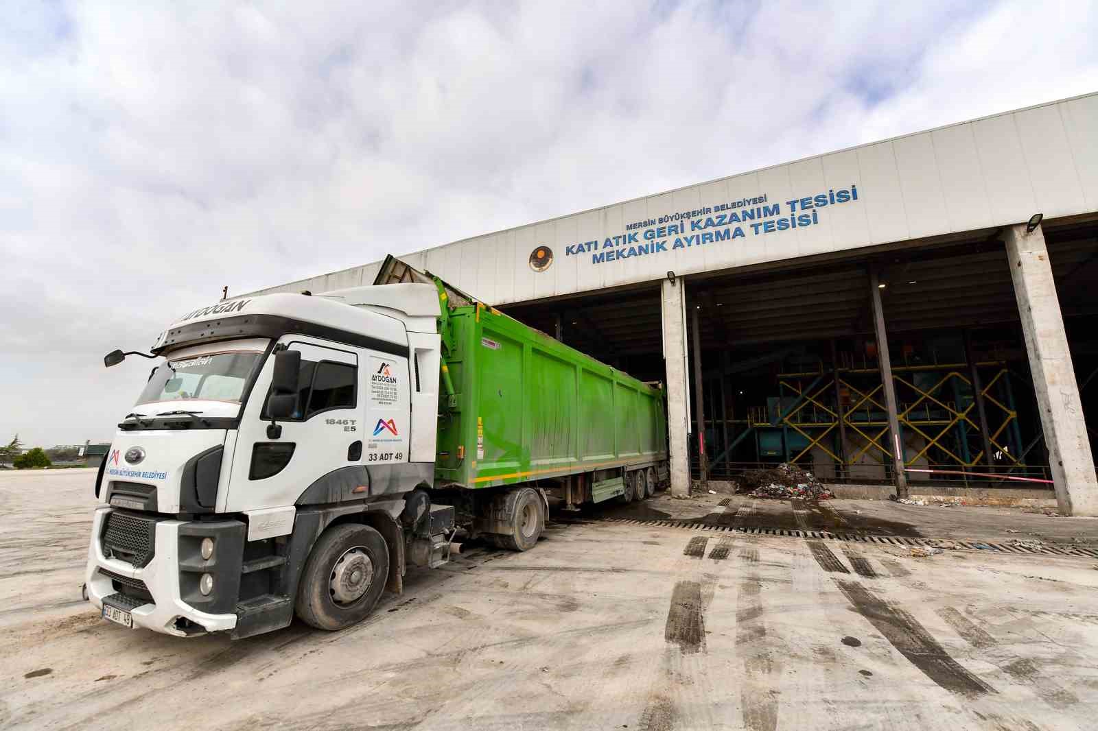 Mersin B&uuml;y&uuml;kşehir Belediyesi s&uuml;rd&uuml;r&uuml;lebilir gelecek i&ccedil;in harekete ge&ccedil;ti
