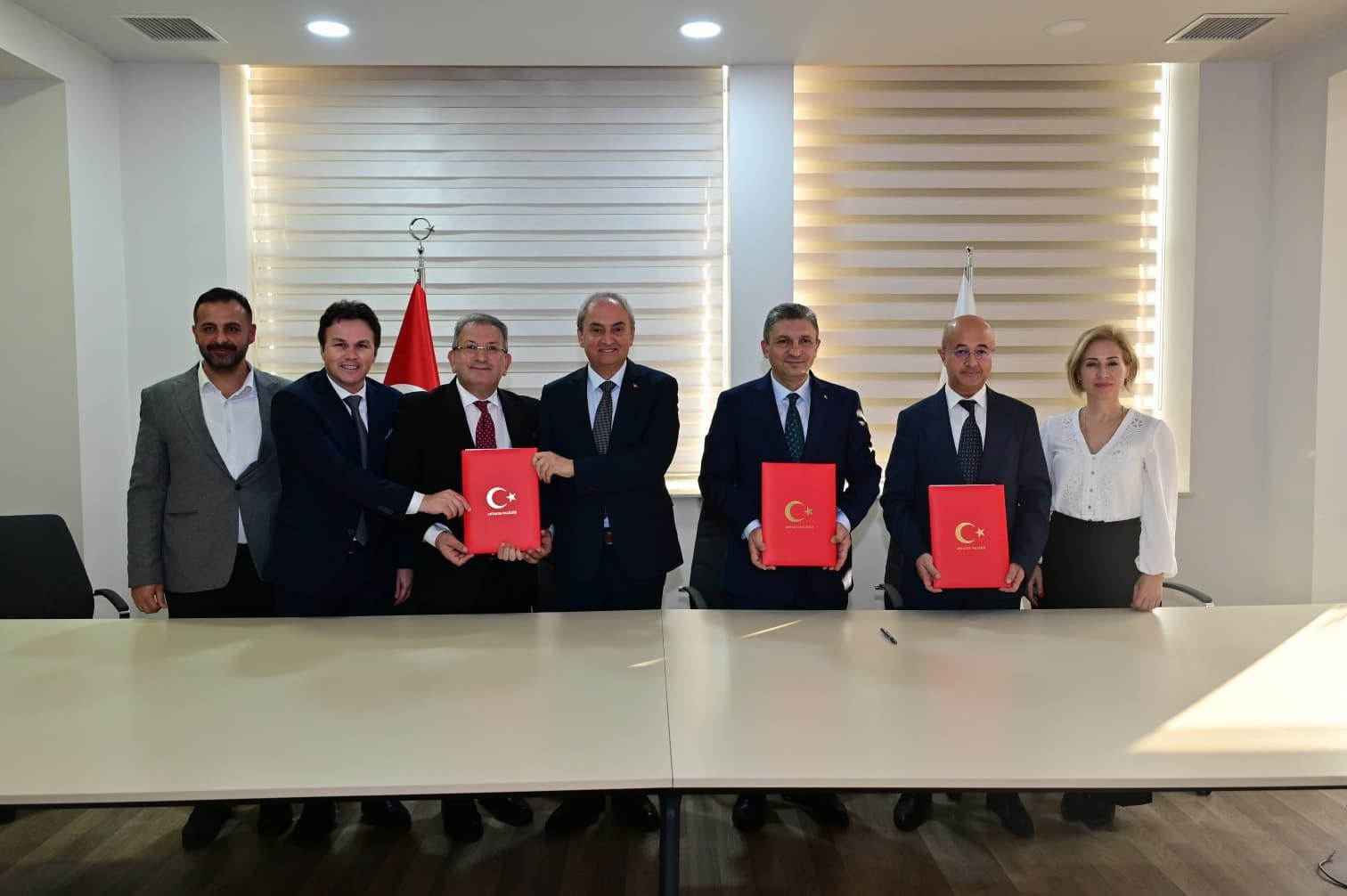 Kepez’in 3 mahallesine 4 sağlık yatırımı